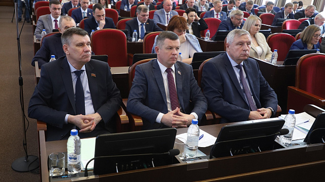 Депутаты ЗСК обсудили темпы реализации госпрограмм Краснодарского края в 2023 году